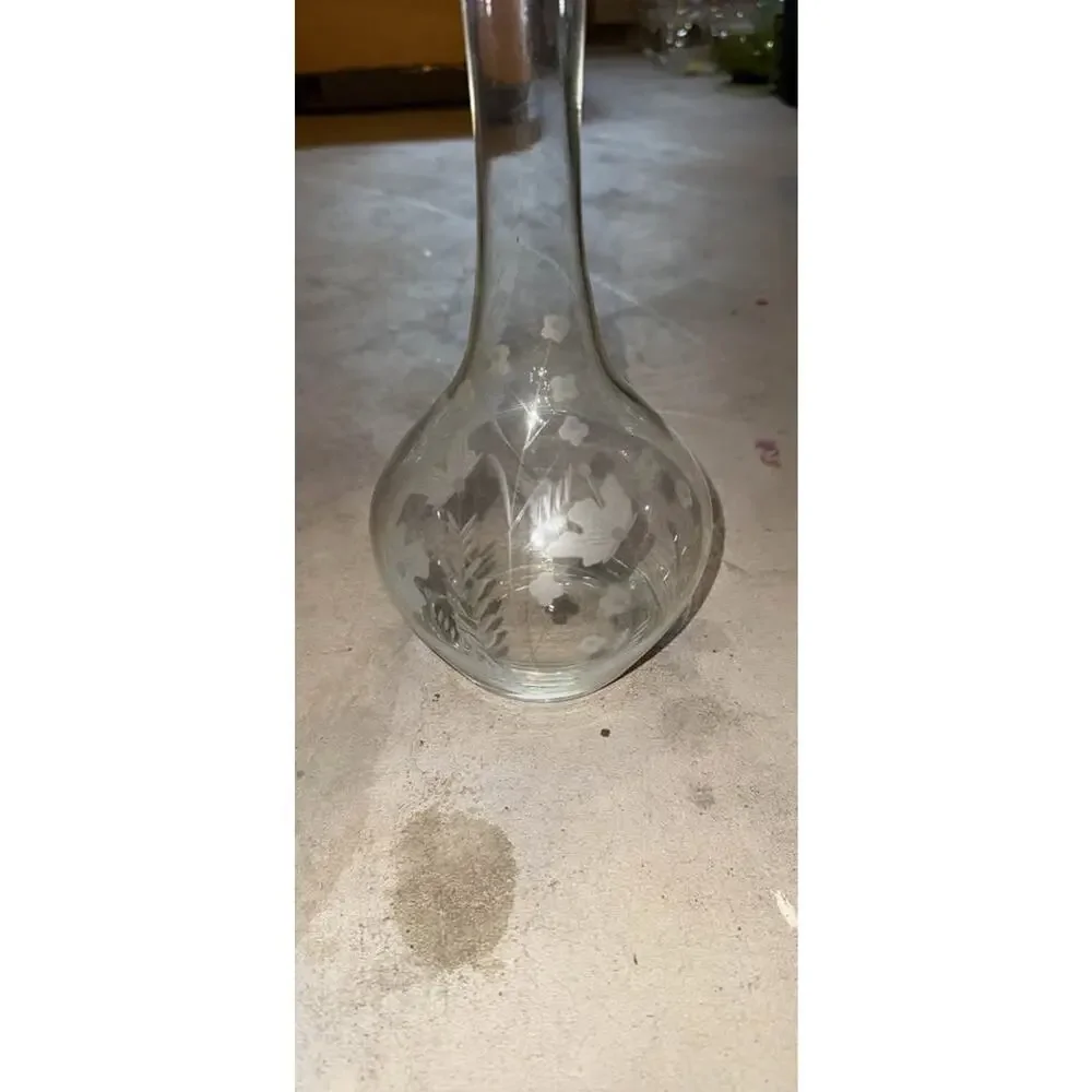 Vintage Excellent Condition Long Necked Etched Floral Design Decanter